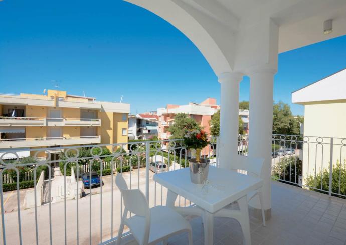 albapalace it appartamenti-moderni-spaziosi-con-vista-mare-alba-adriatica 035